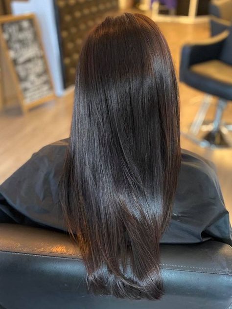 Glossy Brunette Hair Dark Brown, Dark Brown Toned Hair, Espresso Black Hair Color, Shiny Brunette Hair Dark Brown, Best Chocolate Brown Hair Color, One Colour Hair Dye Ideas, Dark Chocolate Brown Hair Straight, Sleek Dark Brown Hair, Plain Brunette Hair