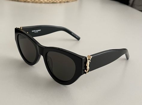 High quality YSL cat eye sunglasses #dhgate #LTKunder100 #LTKunder50 #LTKsalealert Sunglasses Women Luxury, Luxury Brand Sunglasses, Branded Sunglasses For Women, Ysl Cat Eye Sunglasses, High End Sunglasses, Sunglasses Designer Women, Ysl Glasses Sunglasses, Cute Sunglasses For Women, Ysl Sunglasses Women