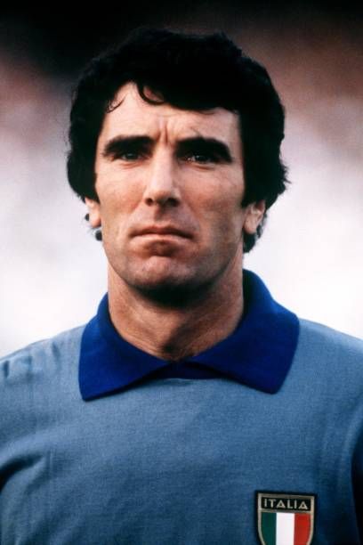 Dino Zoff Pictures and Photos - Getty Images Football Players, Fifa, Dino Zoff, Best Football Players, Vintage Football, World Star, Vintage Italian, Juventus, Football Shirts