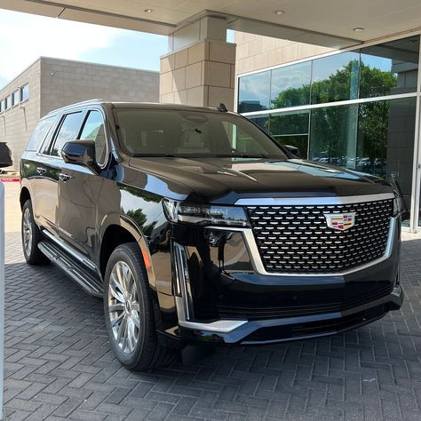 New arrival! 🤩 We just a 2023 Cadillac Escalade ESV Premium Luxury! This vehicle is perfect for families who are looking for large amounts … | Instagram Cars Painting, Car Organizers, Cars Decorations, Cars Video, Black Cadillac, Cars Pics, Car Pic, Car Assesories, Car Sport