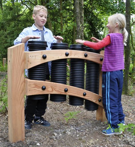 Outdoor Music Area, Music Garden, Outdoor Learning Spaces, Outdoor Play Spaces, Play Garden, Outdoor Play Areas, Diy Playground, Outdoor Music, Sensory Garden