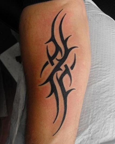 Tattoos Arm Mann, Tato Suku, Tattoo Band, Tattoo Son, Simple Arm Tattoos, Tato Lengan, Tattoo Schrift, Samoan Tattoo, Tattoos Geometric