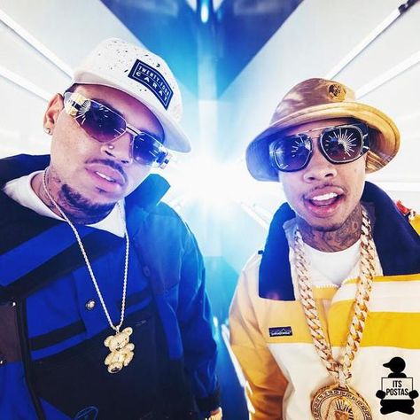 --> BREAKING NEWS: Chris Brown & Tyga's #AYO Debuts At #6 On The UK Top 40 Singles Chart Tumblr, Reggaeton, Ayo Chris Brown, Chriss Brown, Chris Brown Tyga, Chris Brown Funny, 2000 Outfits, Kanye Fashion, Brown Pictures