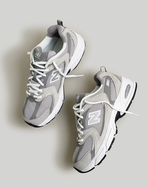 New Balance Shoes Trendy, Trendy New Balance Sneakers Women, Best New Balance Shoes Women, New Balance Shoes Aesthetic, Gym Shoes For Women, Pretty Sneakers, Bedazzled Shoes, New Balance Dad Shoes, Zapatillas New Balance