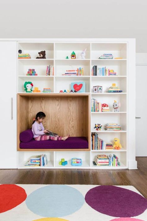 15 Cozy and Creative Reading Nooks For Kids Stylish Kids Room, Reading Nook Kids, Cozy Nooks, Small Space Interior Design, Hardwood Floors Dark, घर की सजावट, Cozy Nook, Kids Room Design, Book Shelf