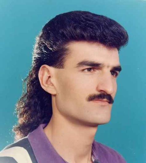 The most perfect mullet that ever graced the Earth. Mullet Hairstyle Mens 80s, 80s Hair Men, 80s Mens Hair, 80s Mullet, 80s Haircuts, 1980s Hair, Jheri Curl, Hair Mistakes, 80s Men