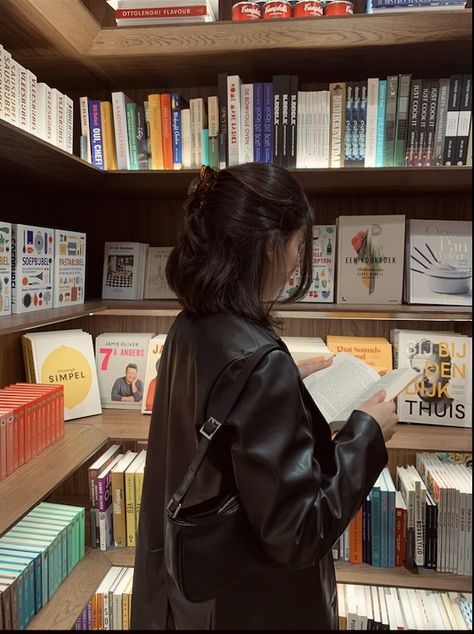 reading photo, books, girl reading books, photo of a girl reading, aesthetic, reading aesthetic Books, Hair, Reading, Hairstyles, Color
