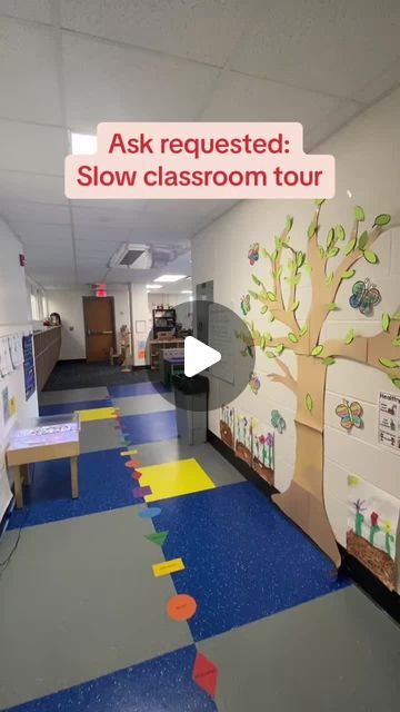 Preschool Vibes | Join me for a detailed classroom tour, showing how we enrich learning through our unique setup! 🍂📚 Starting with our seasonal classroom... | Instagram Preschool Classroom Tour, Creative Curriculum Classroom Layout, Prek Block Center Ideas, Preschool Toys Classroom, Centers For Preschool Classroom, Block Area Ideas Preschool, Preschool Library Center Ideas, Preschool Room Ideas, Classroom Setup Preschool