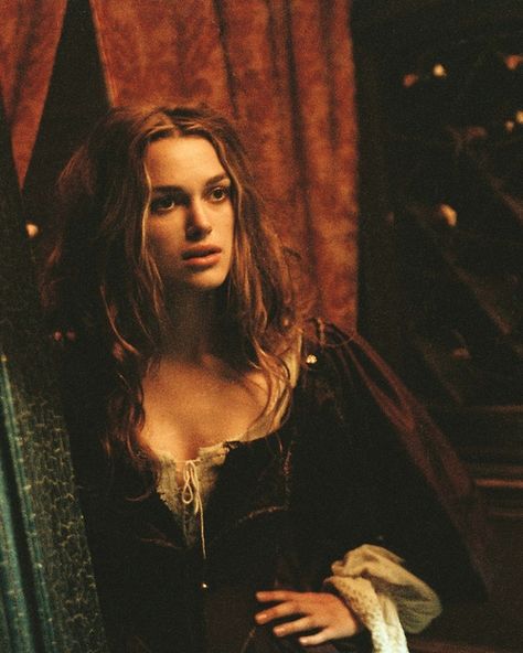 Keira Knightley, Kira Knightly, Elisabeth Swan, Kiera Knightly, Kaptan Jack Sparrow, Elizabeth Swann, Keira Knightly, Pirate Life, Jack Sparrow