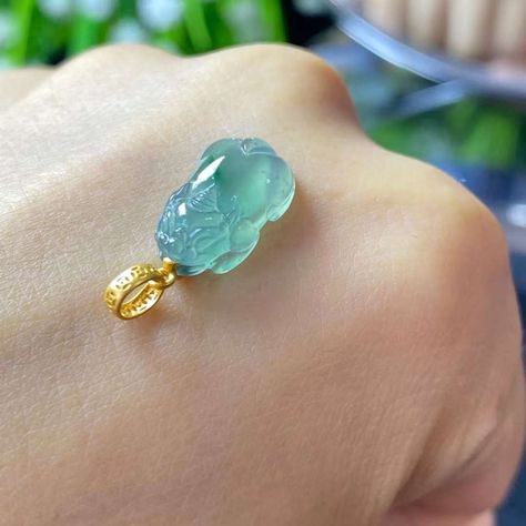 --Jade-- Grade: natural, untreated, type A Jade type: jadeite Jade color: blue ocean Jade  Jade degree of translucency: HIGH Jadeite stone condition: no cracks or other imperfections Jade pendant size: 13.5x8.8x4.6 mm.   --Gold-- 18K solid yellow gold  Pendant code: PD00243 Shipping information:  All parcels are shipped by DHL Express with tracking number free of charge.  Estimated shipping time: 7-14 days worldwide (Certification process). Please message me. Returns and exchanges:  If you are n Carved Crystals, Jade Accessories, Jodhaa Akbar, Jade Design, Jade Color, Blue Jade, Chinese Jade, Jewelry Lookbook, Jade Necklace