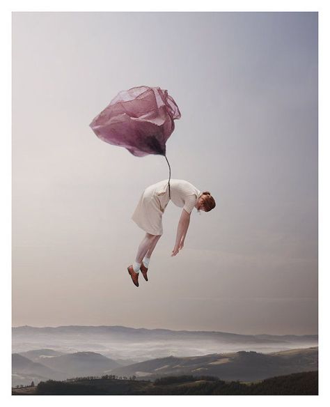 Levitation Photography, Photographie Inspo, Photo Editing Photoshop, Surrealism Photography, Fantasy Photography, Conceptual Photography, Fantasy Images, Photoshop Art, Visionary Art