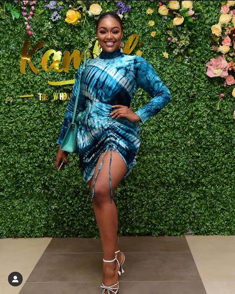 Adire Short Gown Styles, Adire Styles For Ladies, Adire Styles, Style Collab, Latest Ankara Styles 2019, Unique Ankara Styles, Ankara Skirt And Blouse, Corporate Attire, Latest Ankara