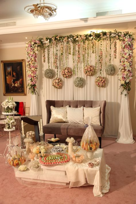 small, cosy engagement in a house backdrop. sofraaghd #engagement #stage #aghd #sofreh #wedding #decoration #backdrop #pastel House Nikkah Decor, Nikkah House Decor, Nikkah Decor Simple, Small Stage Decoration, Engagement House Decoration, Simple Engagement Backdrop, Simple Nikkah Decor At Home, Small Nikkah Ideas, Small Nikkah