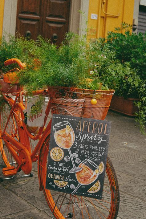 Summer Citrus Aesthetic, Italy Orange Aesthetic, Italy Widget Aesthetic, Aperol Spritz In Italy, Old Italian Money Aesthetic, Spring Aesthetic Orange, Italian Asthetic Picture, Italian Spring Aesthetic, Italian Summer Aesthetic Party