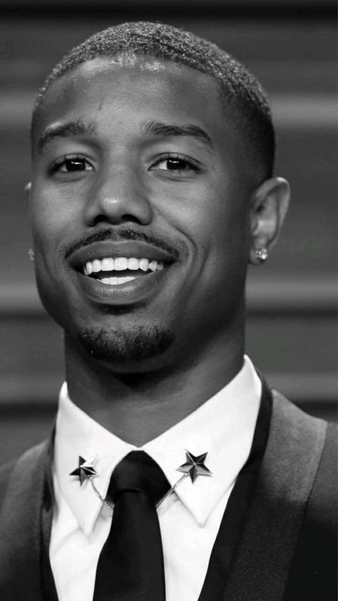 Michael B Jordan Shirtless, Michael B. Jordan, Jordans Aesthetic, Michael Bakari Jordan, Micheal B Jordan, Michael B Jordan, Gorgeous Black Men, Attractive Guys, Hottest Celebrities