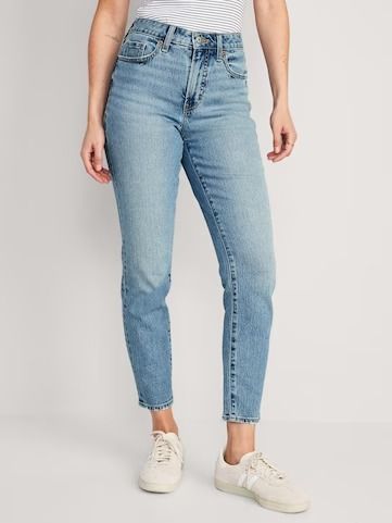 Shop All Women's Clothes | Old Navy Old Navy Straight Leg Jeans, Cropped Ankle Jeans Outfit, Ankle Jeans Outfit, Best Mom Jeans, Jeans No Holes, Straight Jeans Outfit, Straight Ankle Jeans, Summer Capsule Wardrobe, High Waisted Mom Jeans