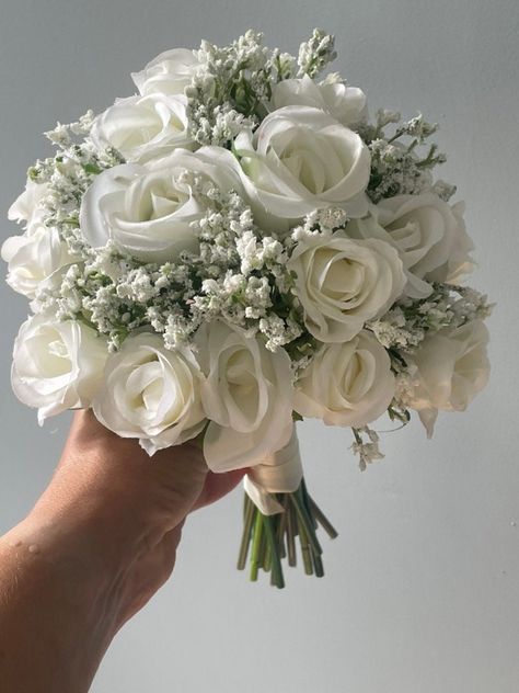 Silk Flowers For Wedding, White Rose Wedding Bouquet, Gypsophila Bouquet, Simple Wedding Bouquets, Handmade Bouquet, White Roses Wedding, Flowers For Wedding, White Wedding Theme, Bridal Bouquet Flowers