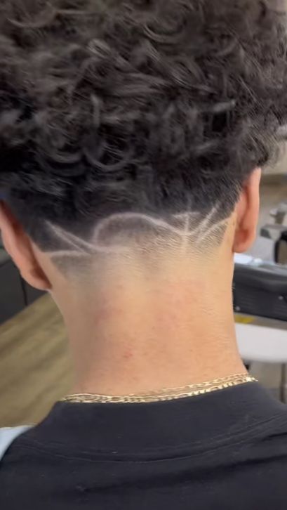 Back Taper Design Haircut Cross, Cross Haircut Designs For Men, Mid Taper Fade Haircut Designs, Edgar Haircut Designs, Cross Designs Haircut, Side Taper Design, Haircuts Designs For Men, Blowout Taper Design, Mid Taper With Design