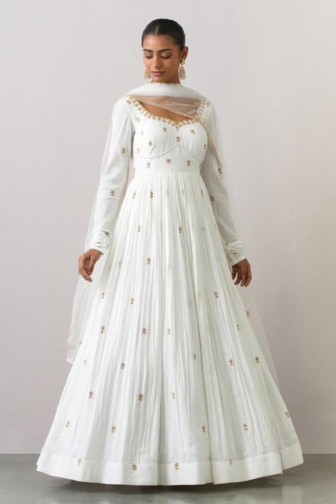 White cotton floral embroidered Anarkali with dupatta Full Hand Anarkali Dress, Anarkali Dress Nack Design, Sweetheart Neck Kurti, White Anarkali Suits Party Wear, Anarkali Neck Designs, Churi Sleeves, Full Length Anarkali, White Anarkali Dress, Off White Anarkali