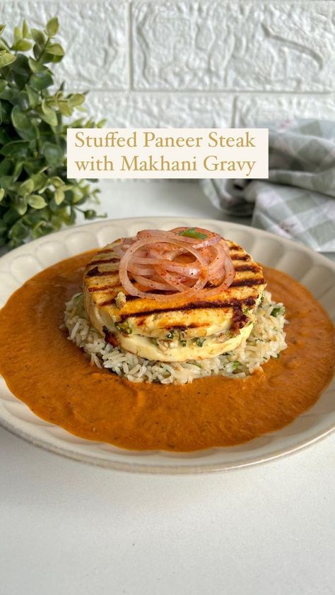 Paneer Steak Recipe, Cashew Gravy Recipe, Paneer Steak, Healthy Paneer Recipes, Panner Recipe, Boondi Ladoo, Continental Cuisine, Herbed Rice, Keema Recipes