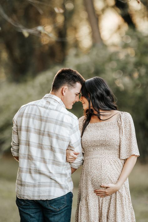 Maternity Photography Same Height, Maternity Pictures Laying Down, Couples Outdoor Maternity Photos, Maternity Photography Classy, Engagement Photos Pregnant, Photography Maternity Poses, Outdoor Maternity Photos Couple, Same Height Couples Poses Maternity, Mertinity Photoshoot Ideas Couple