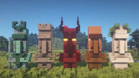 Statue Ideas Minecraft, Small Minecraft Statues, Minecraft Sand Castle, Village Ideas Minecraft, Minecraft Outside Decor Ideas, Minecraft Building Ideas Survival, Cute Minecraft Village Ideas, Minecraft Survival Builds, Minecraft Design Ideas