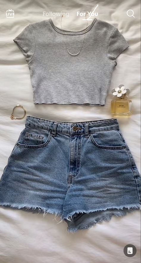 Cute Outfits Ideas Summer, Hannah Core Aesthetic Clothes, Cute Summer Outfits Girly, School Trip Outfit Summer, Outfit Inspo Summer Shorts, Cute Comfy Outfits For Summer Shorts, Summer Outfits 11-12, Cute Outfits For The Summer, Casual Outfit Inspo Summer