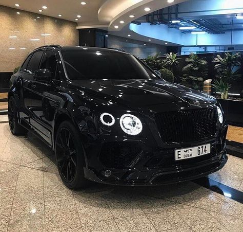 Bentley Truck, Car Playlist, Black Bentley, Car Decorating, Bentley Suv, Cars Decorations, C 63 Amg, Cars Interior, Wallpaper Car