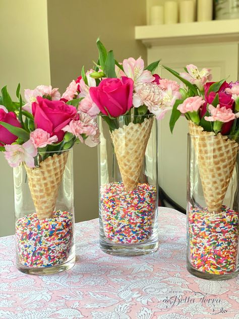 Sweet One Centerpieces Diy, Ice Cream Gender Reveal Decorations, She’s Been Scooped Up, Candyland Party Ideas, Ice Cream Shop Interior Design, Ice Cream Gender Reveal, Justine Kameron, Candy Birthday Party, Ice Cream Birthday Party