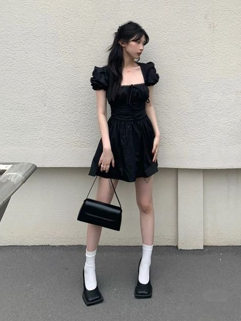 ⿻ black and white aesthetic ; outfit inspo ; dress ; feminine // 『𝑐𝑟𝑒𝑑𝑖𝑡𝑠 𝑙𝑖𝑛𝑘𝑒𝑑』 Black And White Aesthetic Outfit, White Aesthetic Outfit, Outfit Inspo Dress, Cute Outfits Korean, Black Dress Aesthetic, White Dress Outfit, Dress Feminine, Black White Outfit, Aesthetic Dress