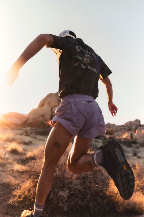 Satisfy Channels the Free-Spirited Runner in New "Children of the Trails" Collection | Hypebeast Satisfy Running Lookbook, Runner Photoshoot, Running Photoshoot, Satisfy Running, Post Marathon Recovery, Marathon Recovery, Best Running Gear, Running Photography, Sport Photoshoot