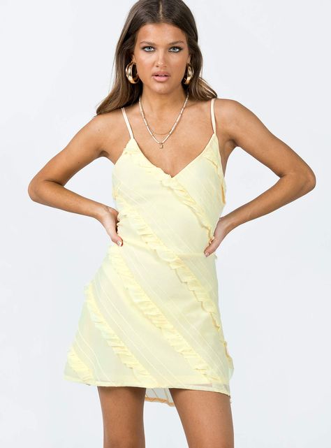 Mini Formal Dresses, Summer Dresses Sundresses, Joy Dress, Backless Dress Summer, Hoco Dress, Yellow Mini Dress, Micro Mini Dresses, Little Red Dress, Yellow Outfit