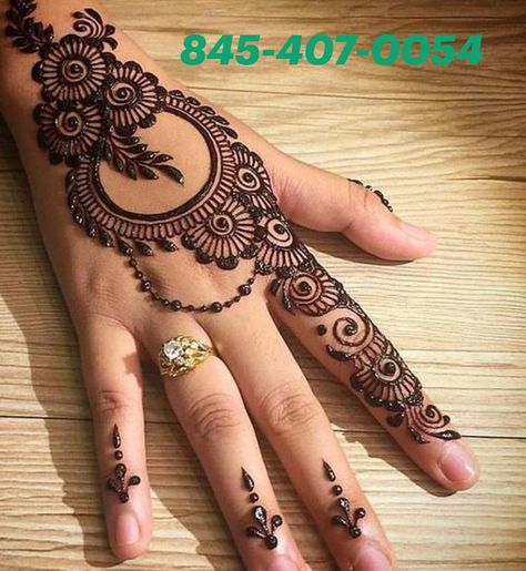 Beautiful henna Mehndi design at very cheap price, we are one click away from you. reach out to us for best price and awesome designs Beautiful Henna Designs For Eid, Mehndi For Kids, Kids Mehndi Design, Mehandi Designs For Kids, Mehandi Design For Hand, Easy Mehndi Designs, Latest Arabic Mehndi Designs, Simple Arabic Mehndi, Tato Henna