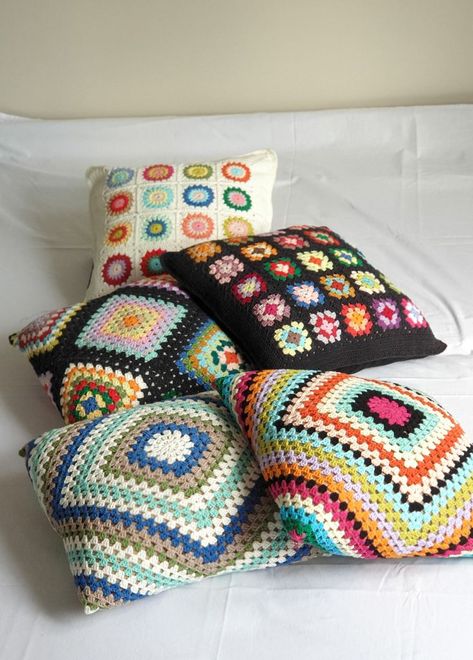 Pillow Granny Square Crochet, Crochet Granny Pillow, Crochet Pillow Cover Boho, Granny Square Crochet Pillow Cover, Funky Crochet Pillow, Crochet Couch Pillow Cover, Granny Square Pillows, Crochet Patchwork Pillow, Pillow Crochet Cover