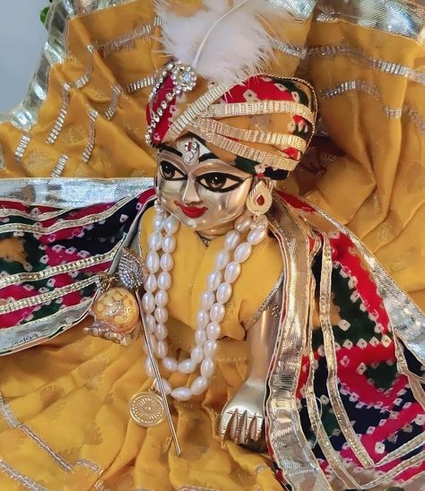 Laddu Gopal Pics For Wallpaper, Laddu Gopal Pics, Ladoo Gopal Dress, Laddoo Gopal, Movie Night Photography, Krishna Dress, Bal Gopal, Laddu Gopal Dresses, Radhe Shyam