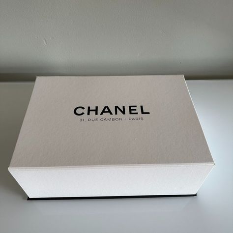 CHANEL Gift Box Chanel, Paris, Packaging, Gifts, Chanel Box, Premium Packaging, Coco, Gift Box, White