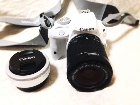 Canon 100D Camera Settings, Photographer Gear, Canon 100d, Vintage Camera Lens, Canon Cameras, Extra Accessories, Camera Aesthetic, Canon Camera, Photography Camera