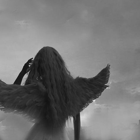 angel aesthetic | clouds | sky | angek wings | angel girl aesthetic Nara, Lana Del Rey, Grey Angel Aesthetic, Evil Angel Aesthetic, Dark Wings Aesthetic, Evil Girl Aesthetic, Angel Girl Aesthetic, Purity Aesthetic, Dark Angel Aesthetic