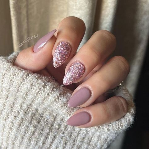 Colourful Nails, Unghie Sfumate, Mauve Nails, Short Almond Nails, Short Almond, Colorful Nails, Her Nails, Almond Acrylic Nails, Nagel Inspo