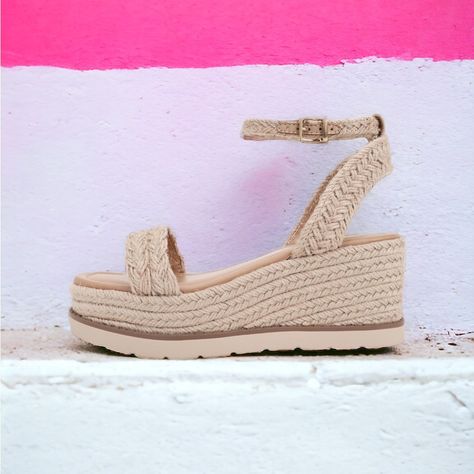 Raffia Platform Sandals, Cute Walking Shoes, Woven Macrame, Summer Club, Low Wedge Sandals, Soda Shoes, Beige Tones, Platform Wedge Heels, Platform Block Heels