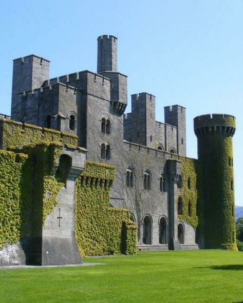Old Castle Aesthetic Exterior, Medieval French Architecture, Welsh Architecture, Penrhyn Castle, Welsh Castles, Real Castles, Norman Castle, Hohenzollern Castle, Castle Interior
