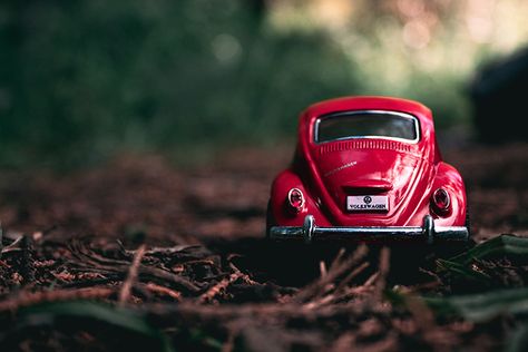 Toy Photography | 10 Creative Tricks and Ideas for Toy Photos Volkswagen Beetle Convertible, Miniature Photography, Happy New Week, Beetle Convertible, Miniature Cars, Volkswagen Polo, Star Wars Toys, Volkswagen Jetta, Toys Photography