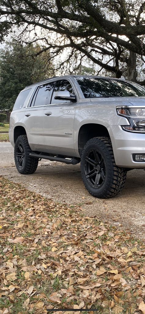 4” Tuff country Suspension lift  Fabtech control arms  Venomrex VR-602 wheels   #liftedtucks #tahoe #chevy #offroading Jacked Up Tahoe, Chevy C10 Lifted, Chevy Tahoe Accessories, Chevy Single Cab, Chevy Tahoe Lifted, Z71 Tahoe, 2020 Chevy Tahoe, Lifted Tahoe, Tahoe Chevy