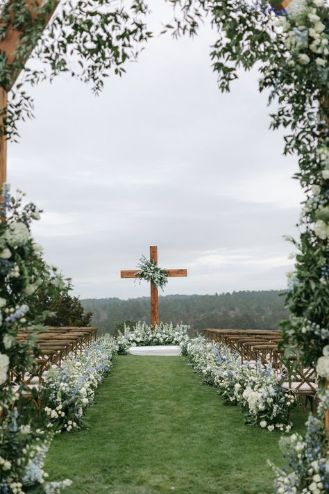 Cross Altar, Mountain Wedding Ceremony, Wedding Alters, Wedding Cross, Dream Wedding Venues, Wedding Altars, Floral Event Design, Event Floral Design, Floral Cross