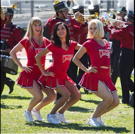 Brittany-Quinn-Santana Relationship The Unholy Trinity, Brittany Pierce, Glee Santana And Brittany, Brittany And Santana, Naya Rivera Glee, Unholy Trinity, Diana Agron, Glee Fashion, Quinn Fabray