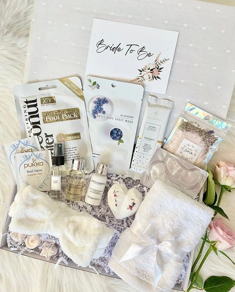 Bride Pamper Kit, Bridal Shower Gifts For Bride Ideas, Hamper For Bride, Bridal Hamper, Face Mask Brightening, Bride Kit, Duck Island, Sheet Face Mask, Night Before Wedding