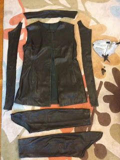 Refashion Co-op: Leather jacket refashion Couture, Upcycling, Upcycled Leather Jacket, Leather Handbag Patterns, Upcycled Jackets, Leather Jacket Men Style, Pleather Jacket, Diy Jacket, Upcycled Leather