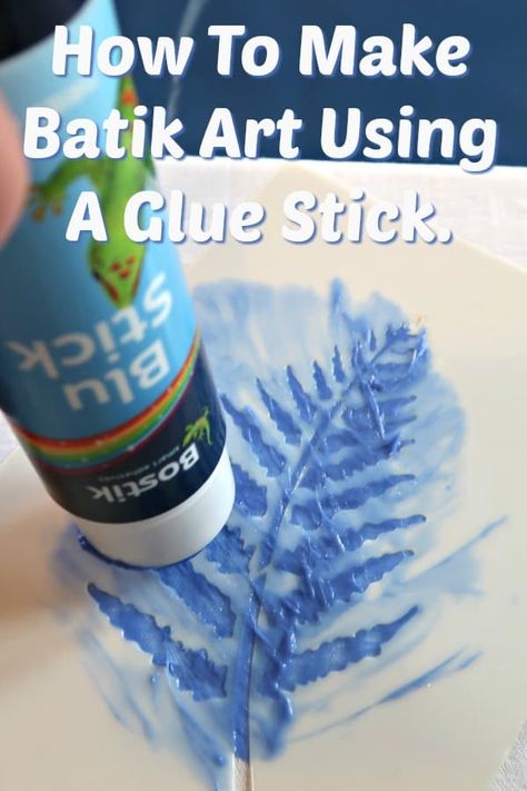 In this easy tutorial, I show you how to make a gorgeous piece of batik art using a glue stick and home-made fabric paint. Diy Batik, Glue Stick Crafts, Batik Diy, Fabric Painting Techniques, K Crafts, Batik Art, Glue Stick, Wax Resist, Techniques Couture