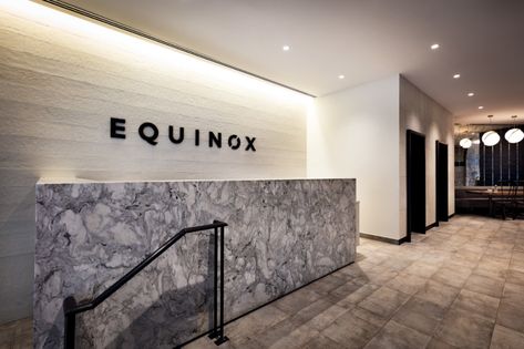 Flatiron Fitness Club - Equinox Equinox Gym Aesthetic, Gym Signage, Cycling Technique, Equinox Fitness, Equinox Gym, Gym Designs, Pure Yoga, Cycling Studio, Dream Gym