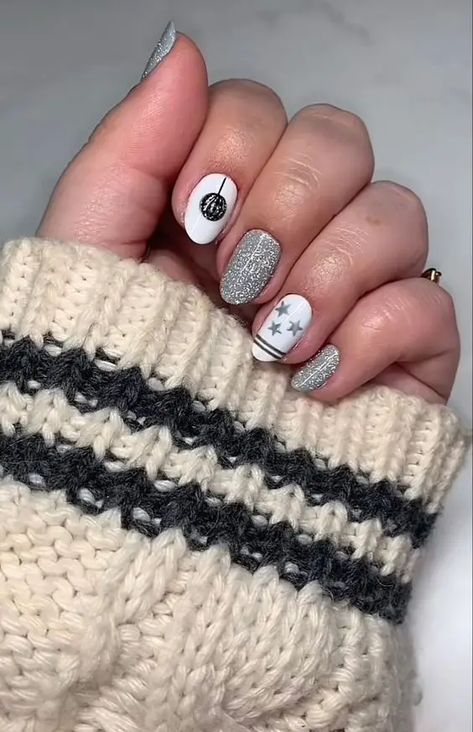 13 Timeless Taylor Swift Inspired Nail Designs - Winky Pink Taylor Swift Eras Tour Nail, Mirrorball Nails, Taylor Swift Nail Ideas, Uñas Taylor Swift, Timeless Taylor Swift, Eras Tour Nail, Folklore Mirrorball, Taylor Swift Nails, Concert Nails
